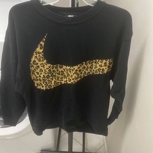 Nike Leopard swoosh